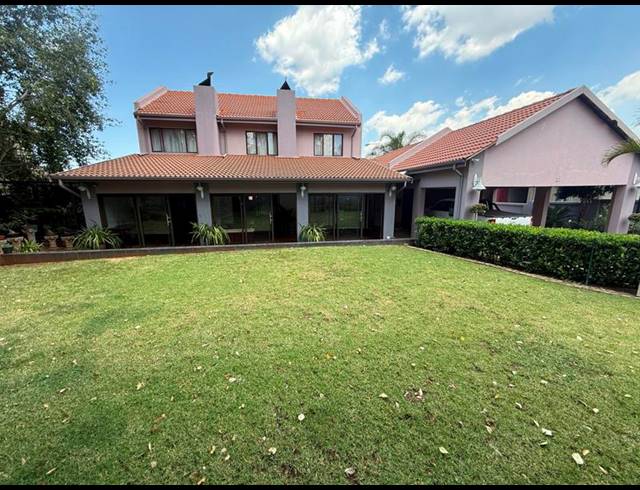 3 BEDROOM HOUSE FOR SALE IN AMBERFIELD